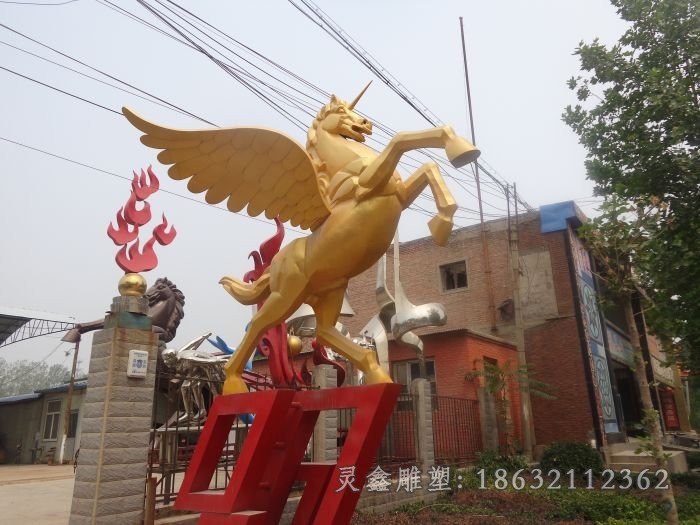 展翅马广场景观铜雕