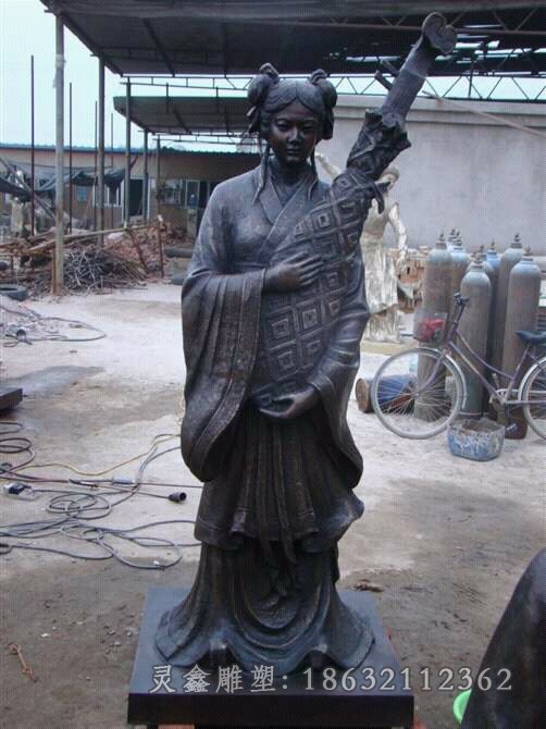 弹琵琶人物景观标志铜雕