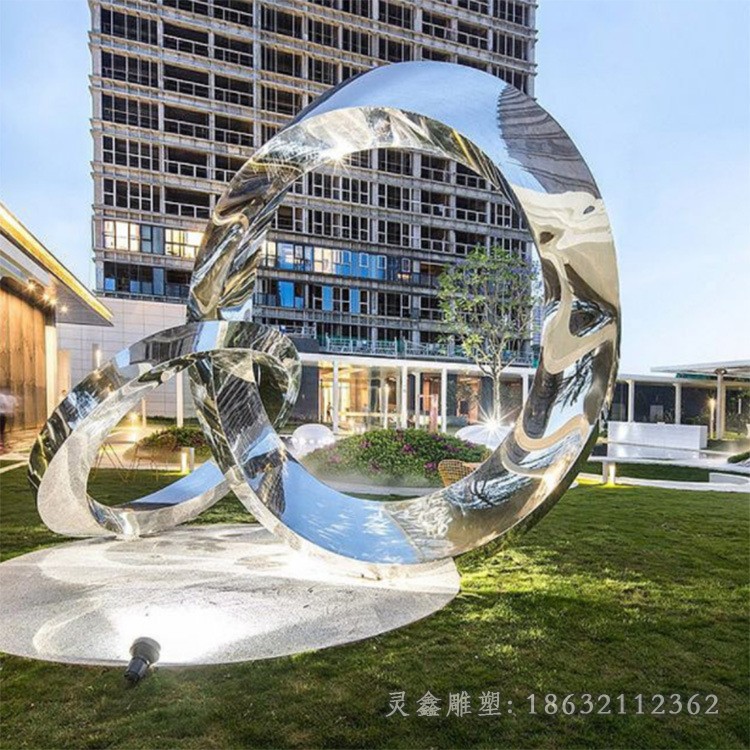 异形圆环不锈钢园林雕塑