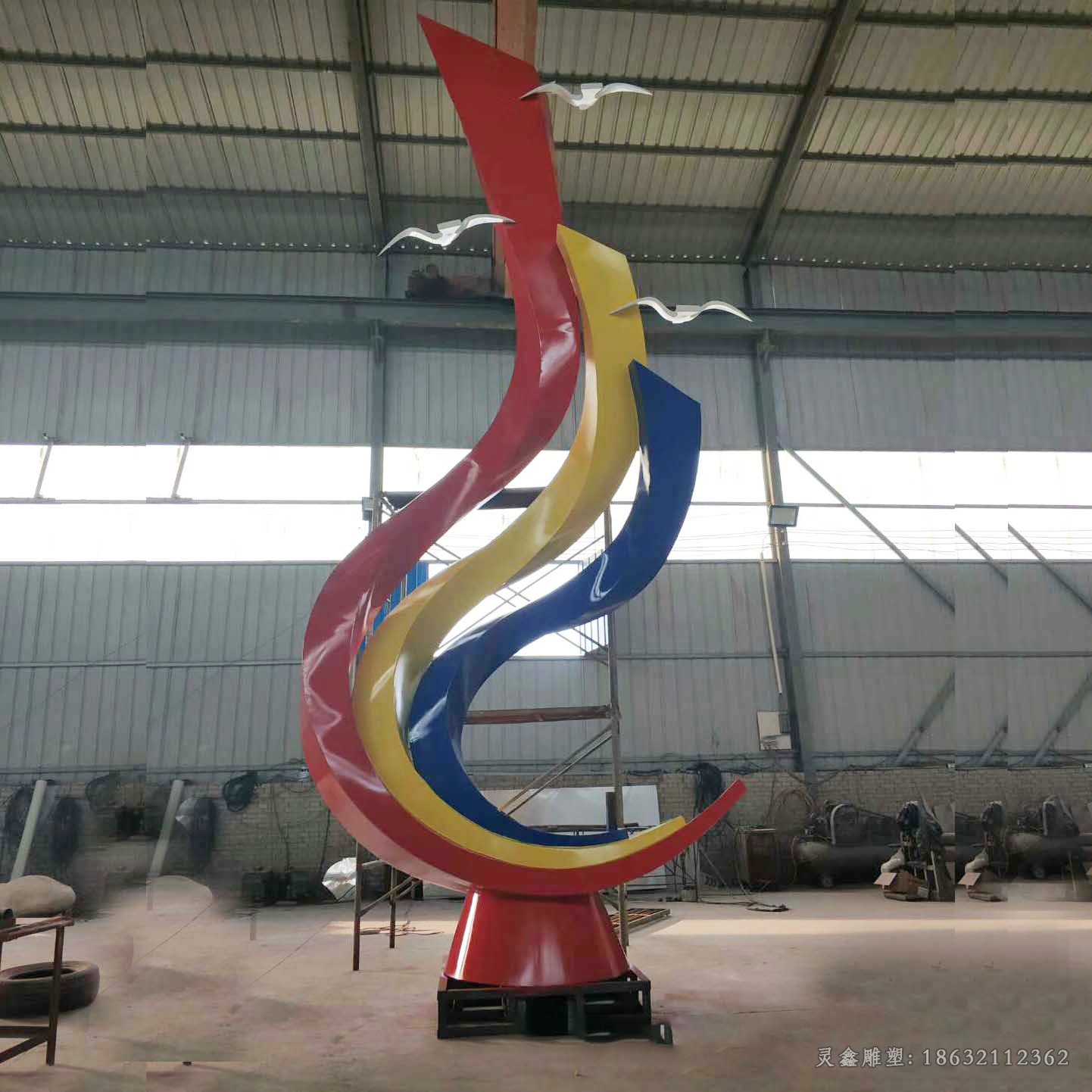 不锈钢彩绘企业标志雕塑