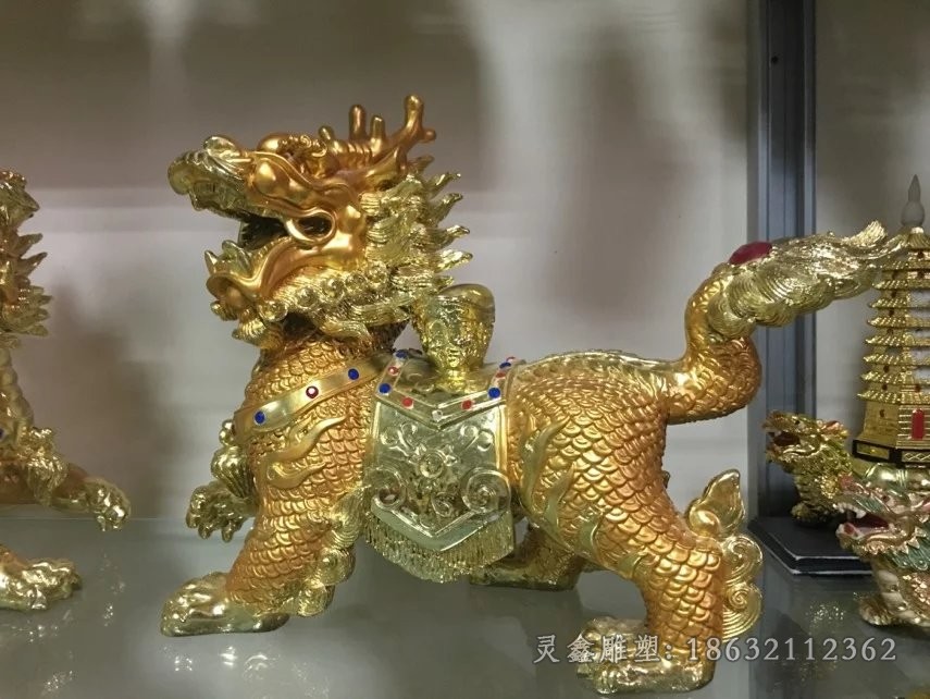 金色麒麟城市景观铜雕