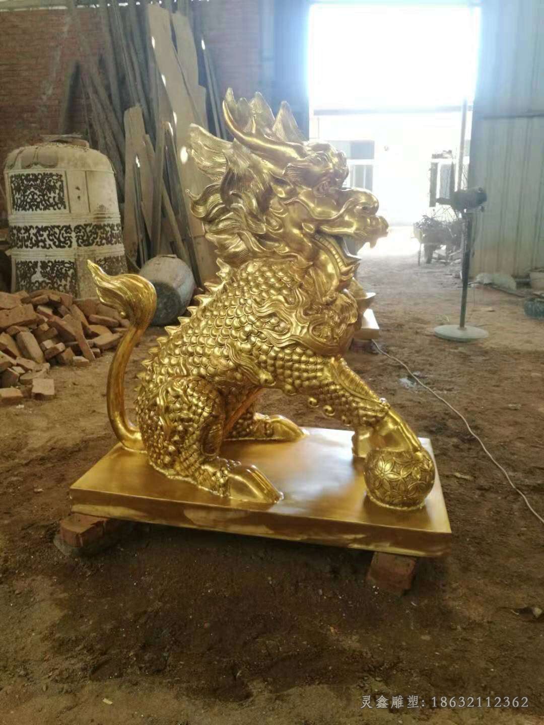 金色麒麟校园景观铜雕
