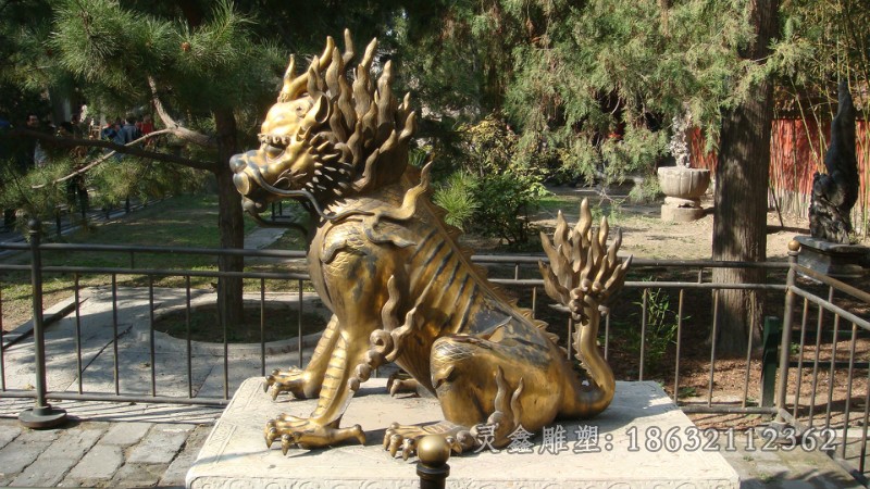 金色麒麟街边景观铜雕