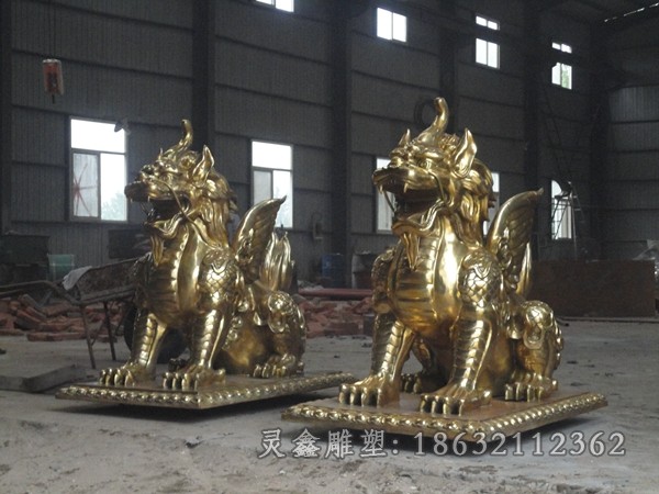 金色麒麟动物景观铜雕