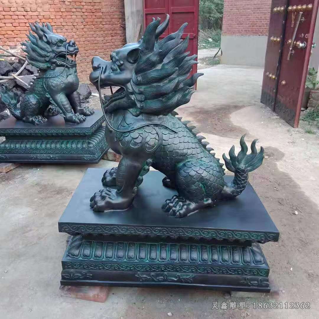 青铜麒麟动物景观铜雕