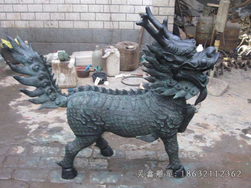 青铜麒麟景观动物铜雕