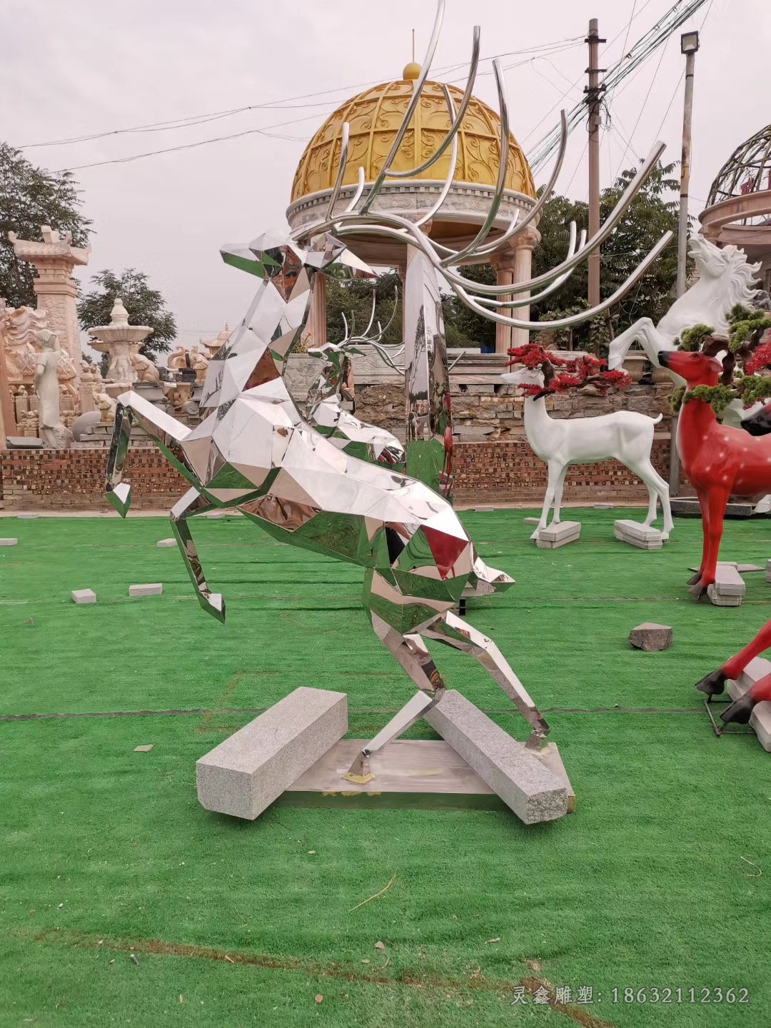几何小鹿户外不锈钢雕塑