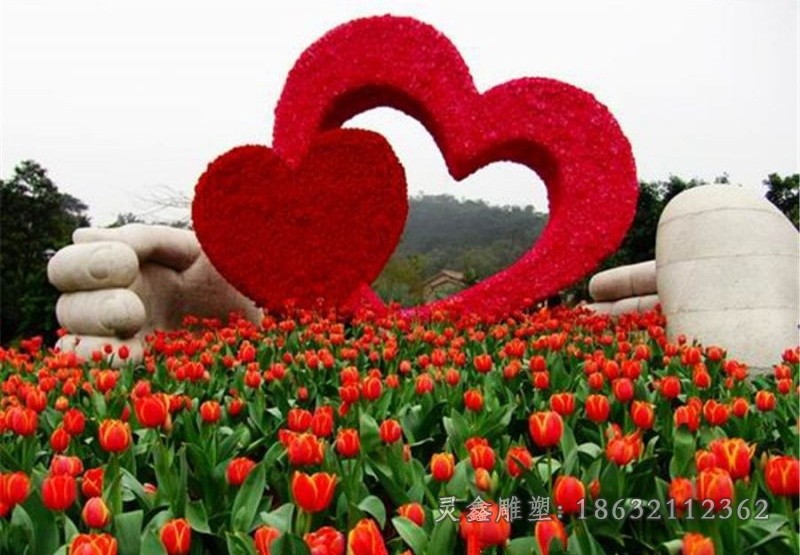 不锈钢彩绘爱心景区雕塑