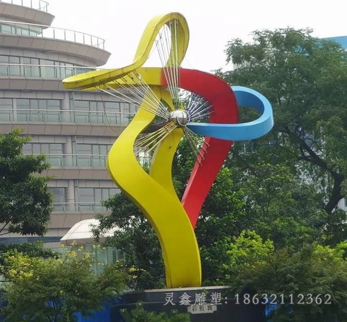 不锈钢彩绘彩虹景观雕塑