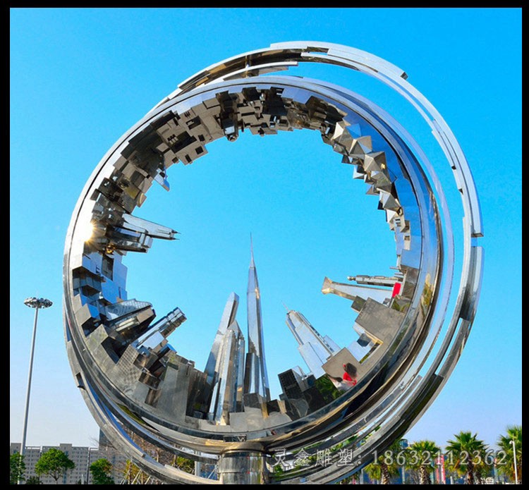 不锈钢齿轮景观镜面雕塑