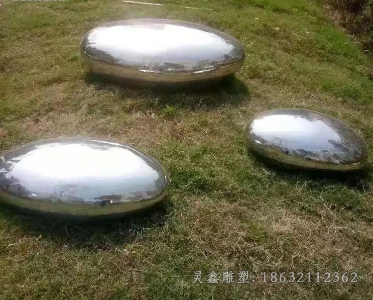 镜面鹅卵石别墅不锈钢雕