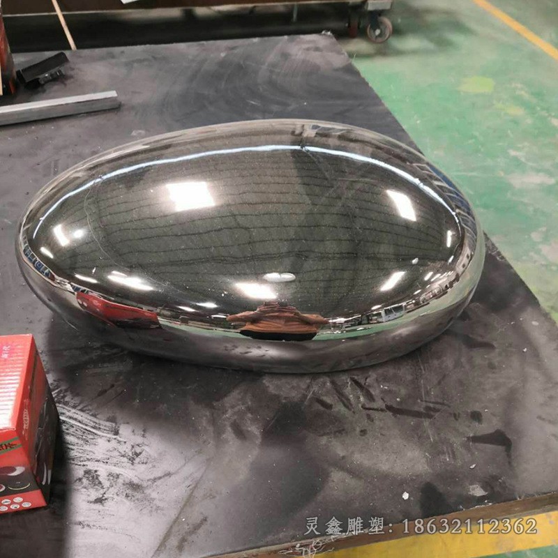 不锈钢鹅卵石镜面抽象雕塑