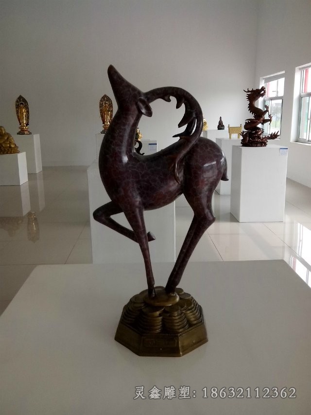 抽象站姿小鹿动物铜雕