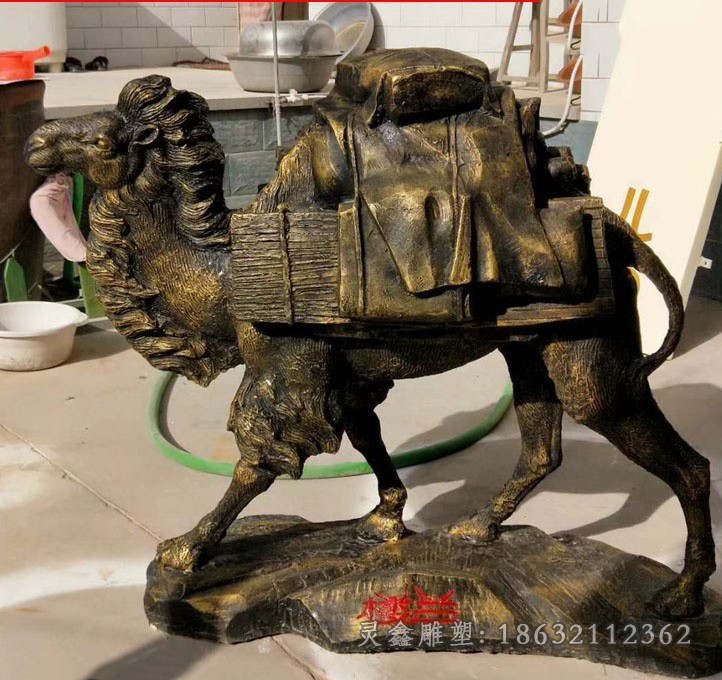 动物骆驼景区景观铜雕