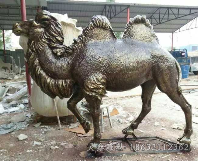 动物骆驼商场景观铜雕