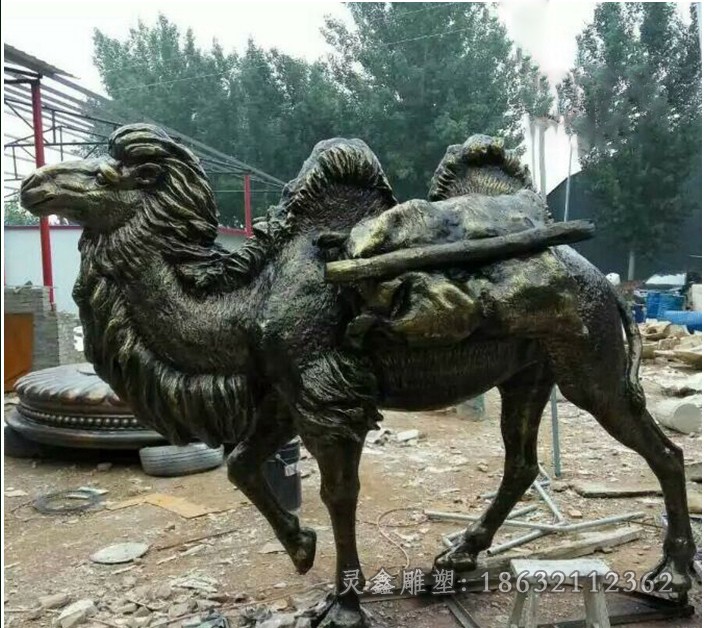 动物骆驼街边景观铜雕