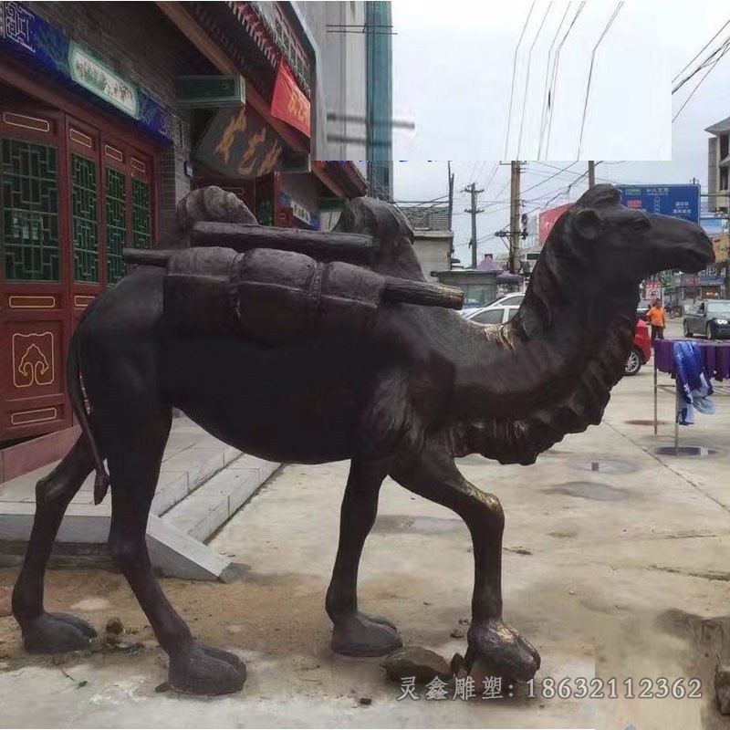 动物骆驼小区标志铜雕