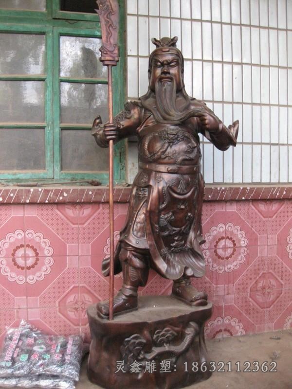 古代捋须关公庭院铜雕
