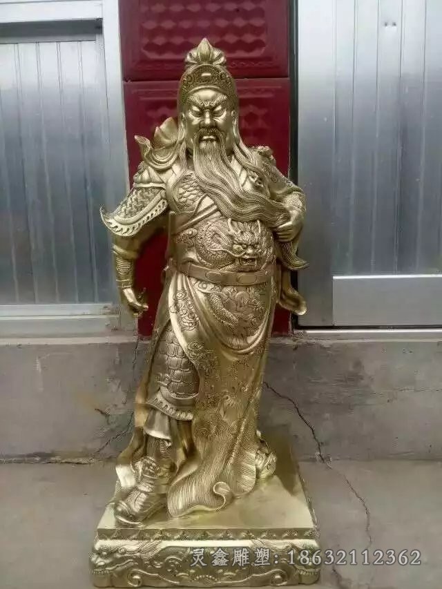古代捋须关公景区铜雕