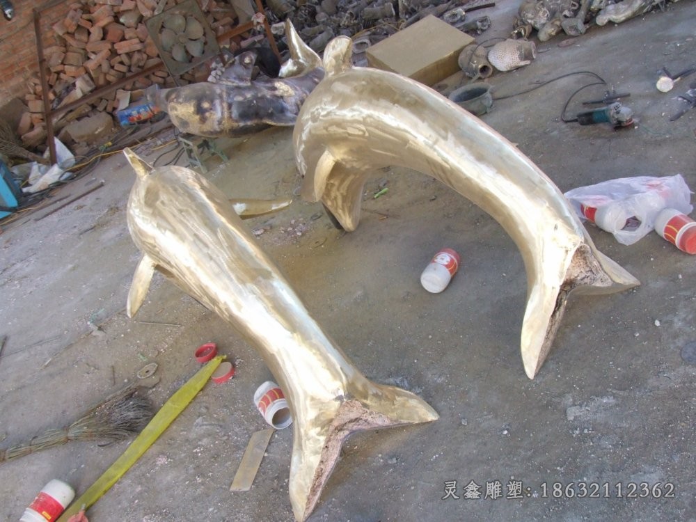 镜面海豚商场不锈钢雕塑
