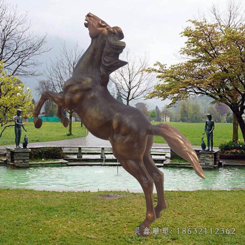 奔腾马别墅景观铜雕