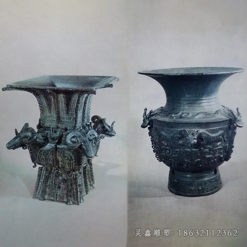 青铜四羊方尊景观铜雕