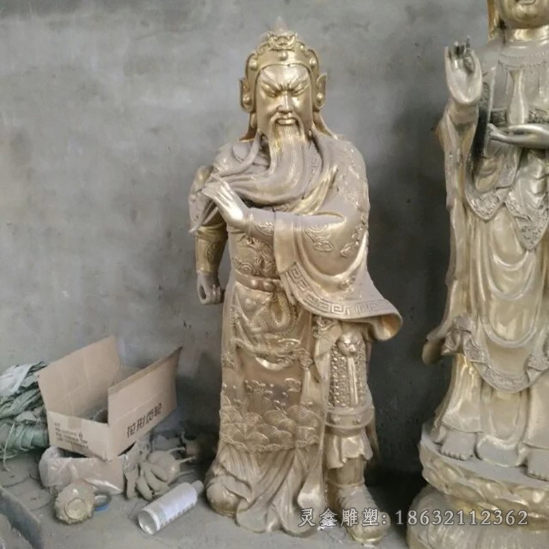 撸胡须关公别墅景观铜雕