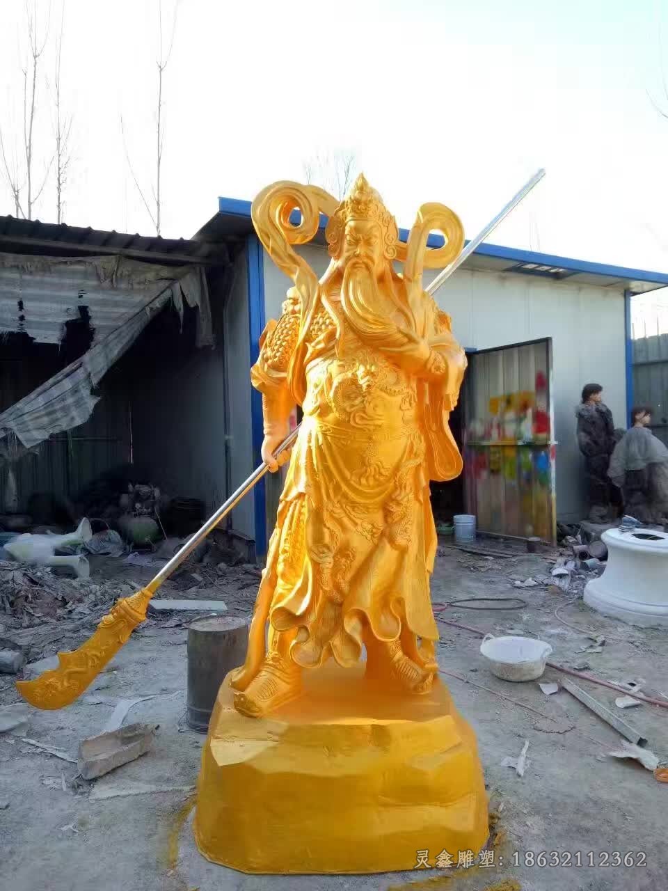 撸胡须关公名人景观铜雕