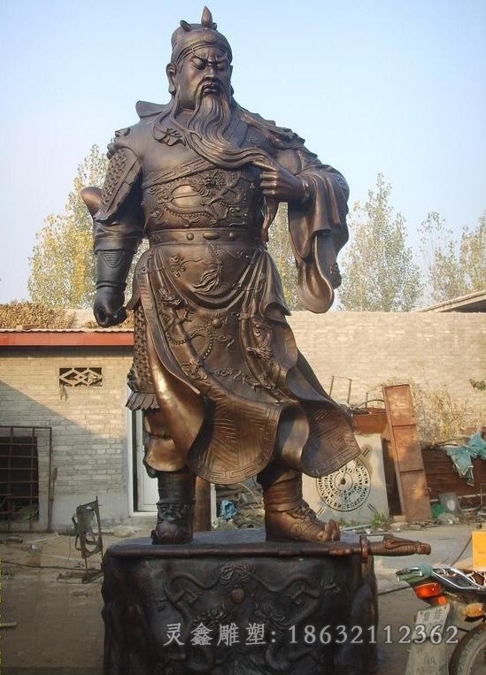 撸胡须关公名人景观铜雕