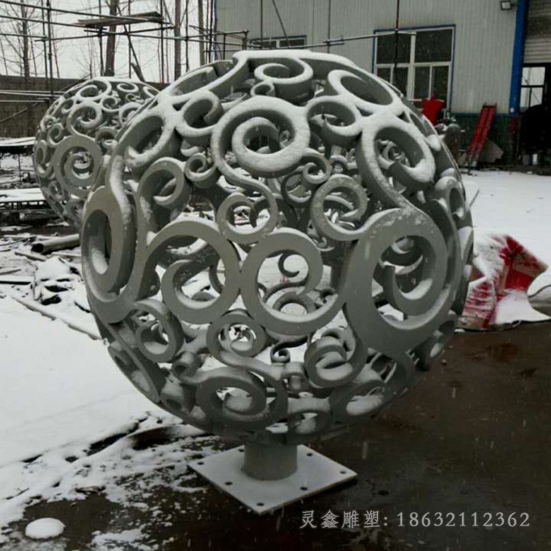 抽象镂空球户外不锈钢雕塑