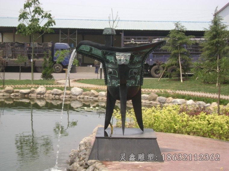 酒樽标志抽象景观铜雕
