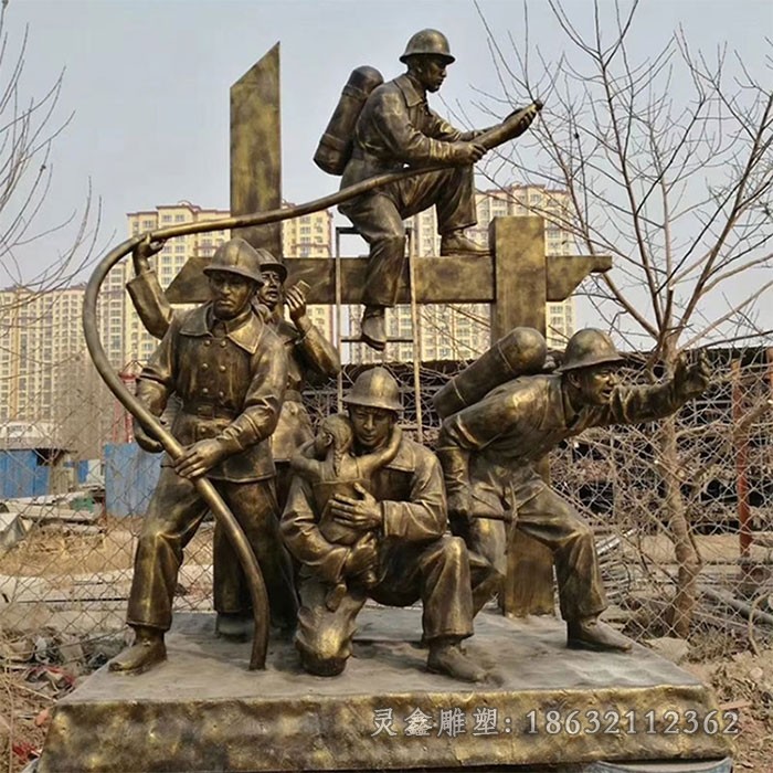 喷水消防员街边铜雕