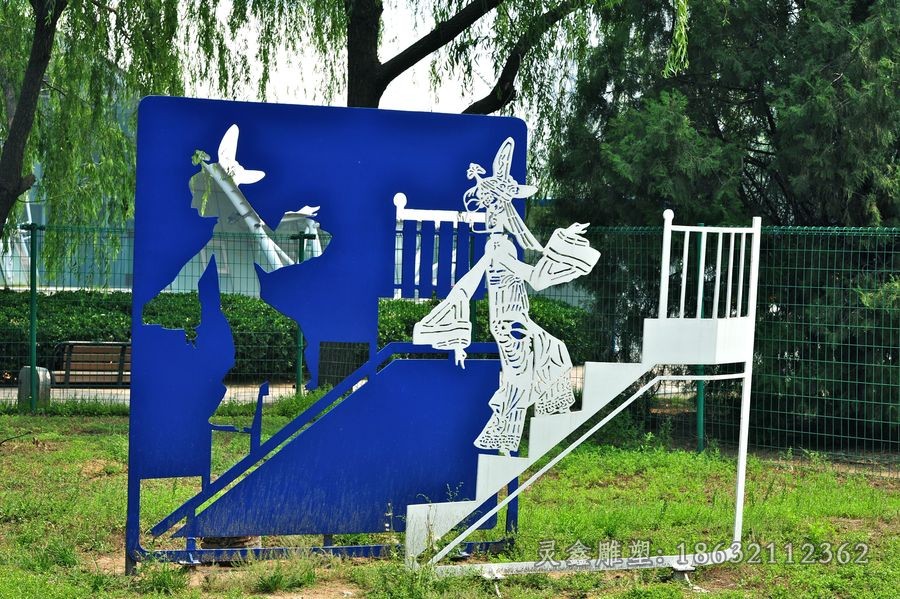 不锈钢抽象皮影戏景观雕塑
