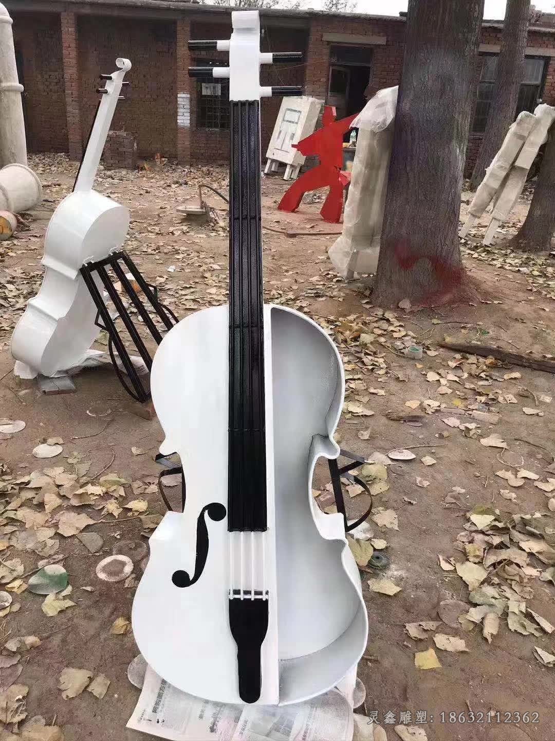 不锈钢钢琴城市景观雕塑