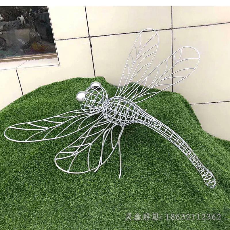 不锈钢镂空蜻蜓小区雕塑