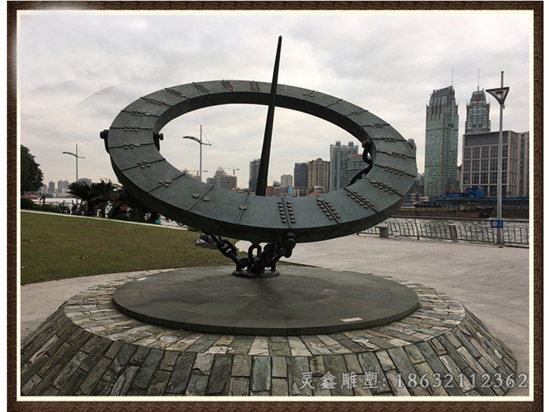不锈钢日晷抽象景观雕塑