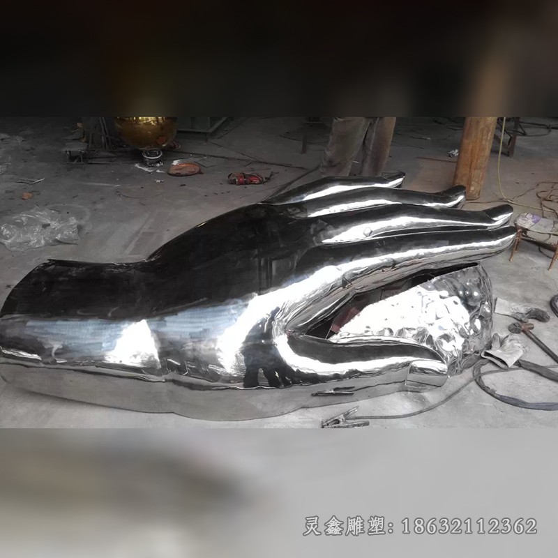 不锈钢抽象手掌校园雕塑