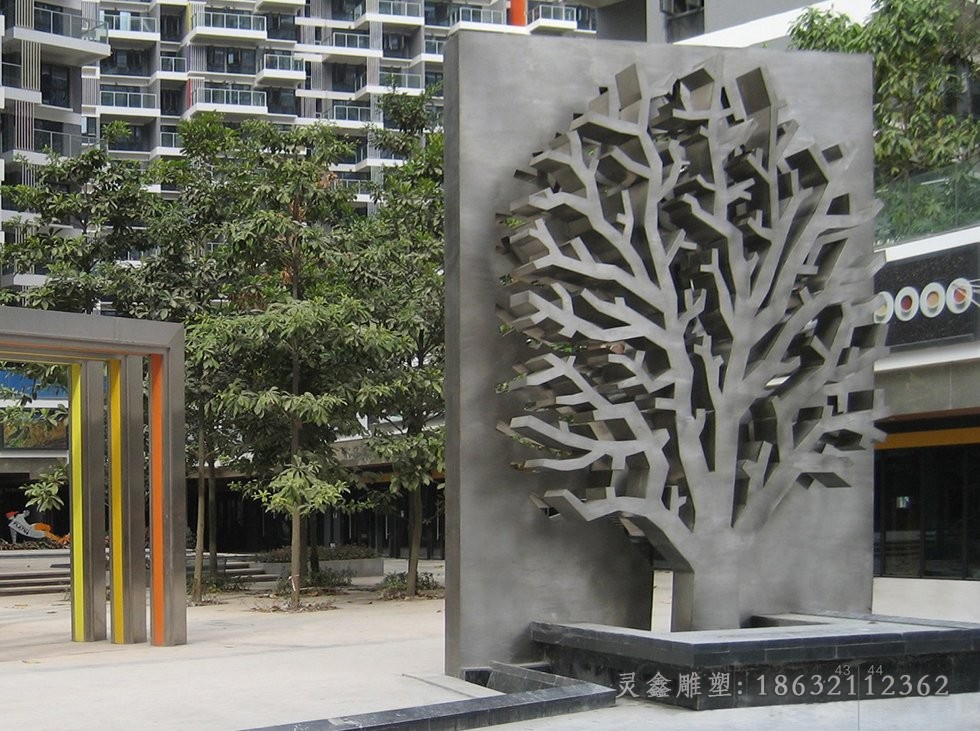 不锈钢彩绘树校园雕塑