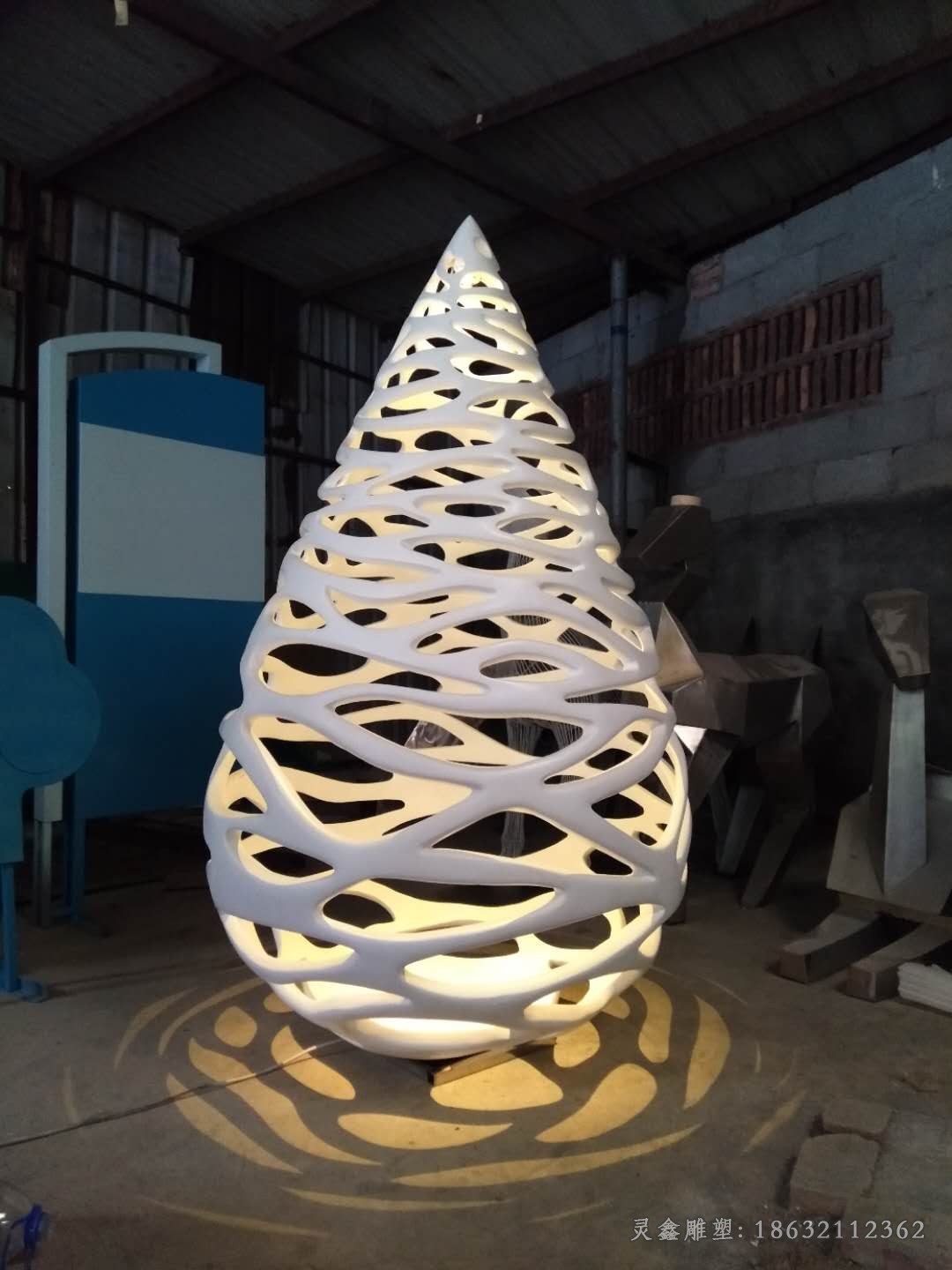 抽象水滴不锈钢景观雕塑