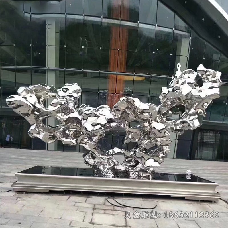 不锈钢太湖石商场雕塑