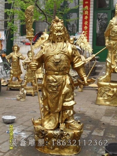 持刀关公街边景观铜雕