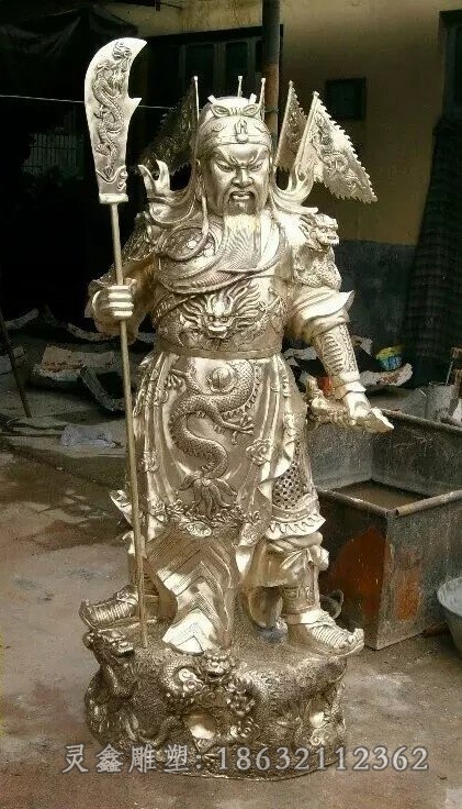 持刀关公户外人物铜雕