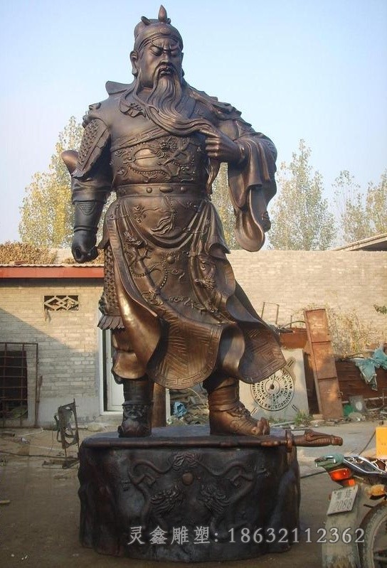 古代关公街边人物铜雕