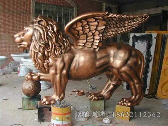 展翅狮子园林景观铜雕