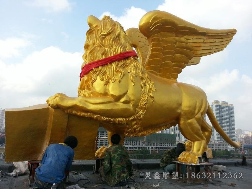 展翅狮子园林景观铜雕