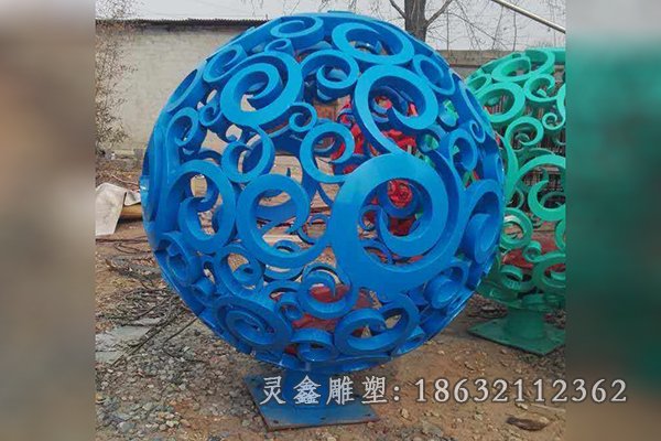 蓝色镂空球不锈钢景观雕塑