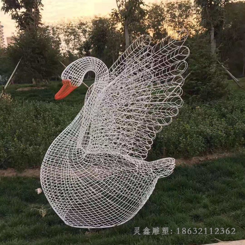 镂空天鹅公园不锈钢雕塑