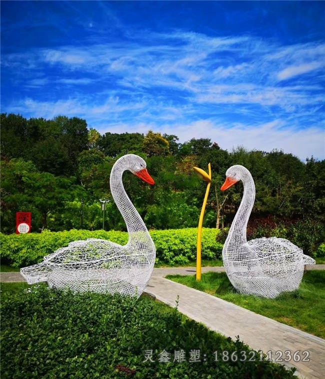 镂空天鹅商场不锈钢雕塑