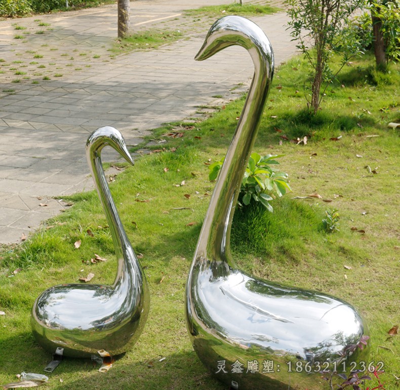 镜面天鹅街边不锈钢雕塑