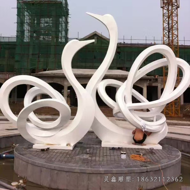 动物天鹅景区不锈钢雕塑